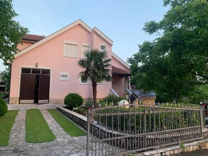 Villa Melograno Мостар Экстерьер фото